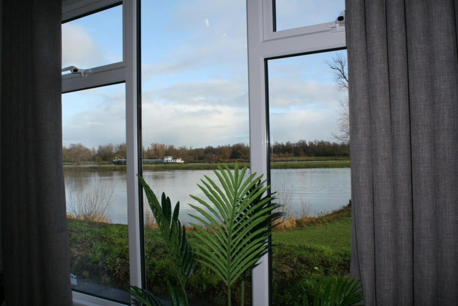 Recreatiepark En Jachthaven De Scherpenhof Terwolde Camera foto